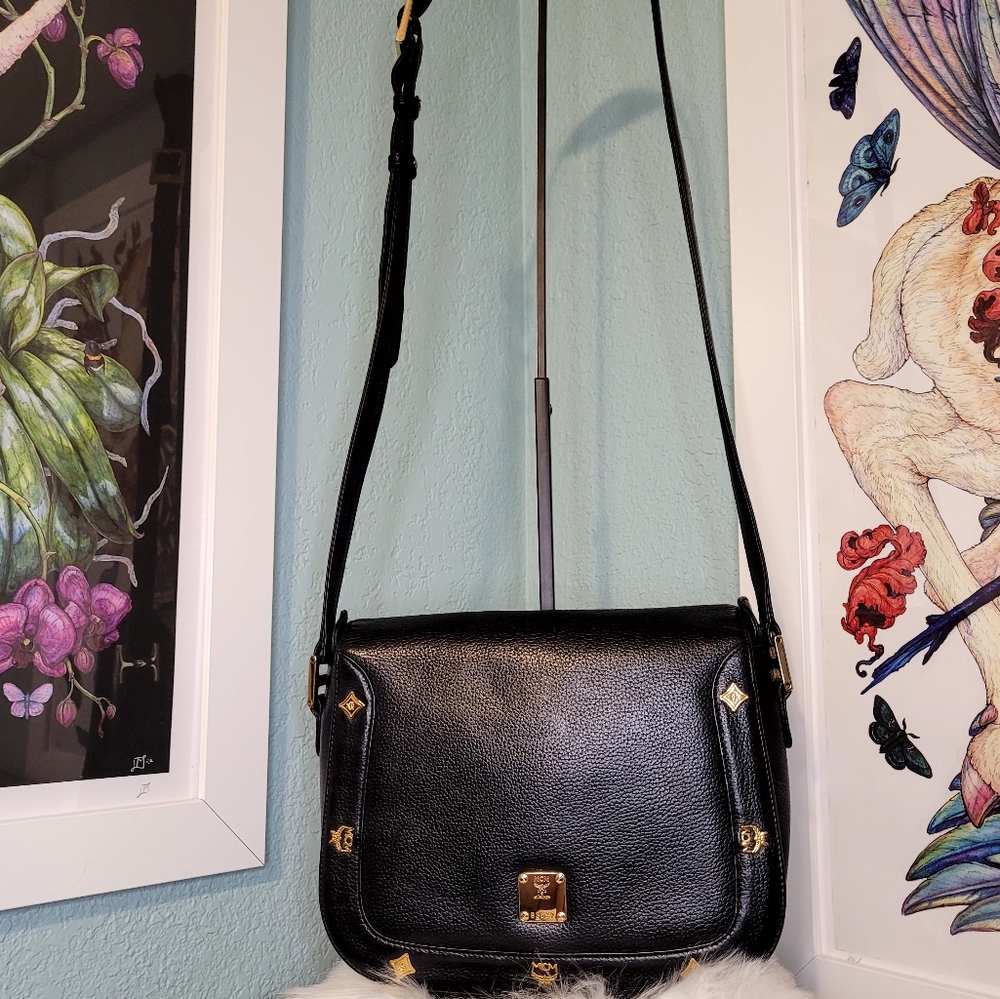 MCM BLACK LEATHER CROSSBODY BAG